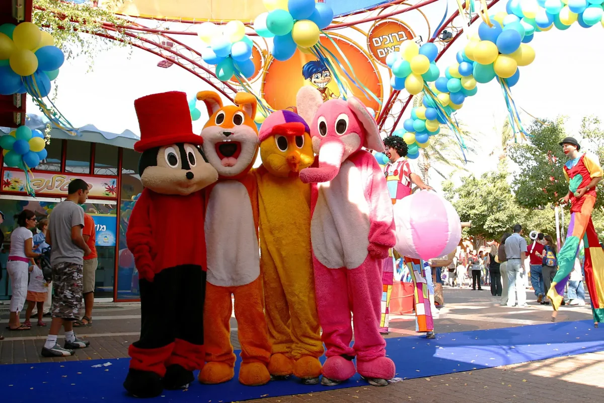 אירועים בסופרלנד (8)