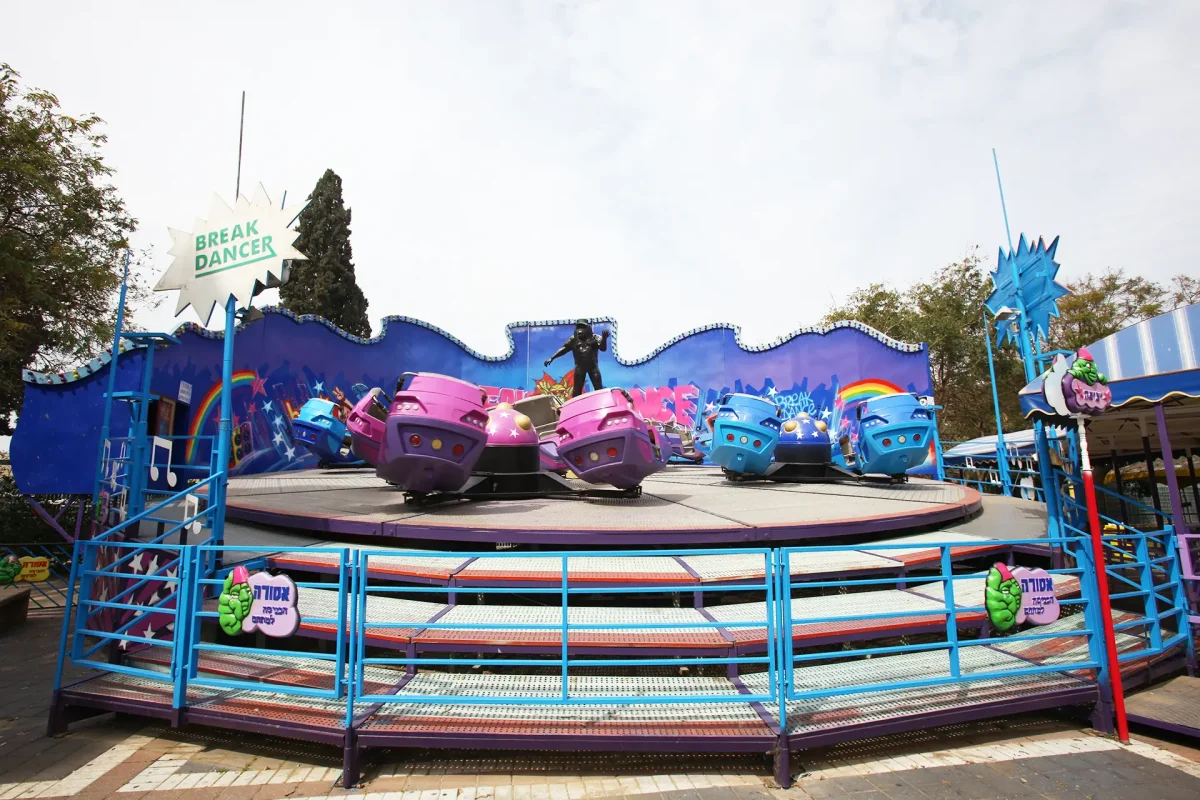 ברייק דאנסר (2)